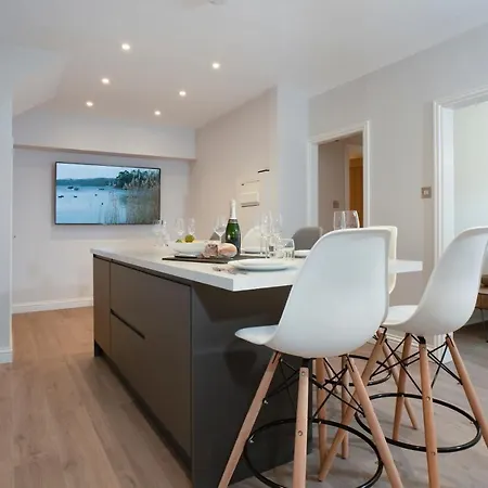 Redbanks Apartment *