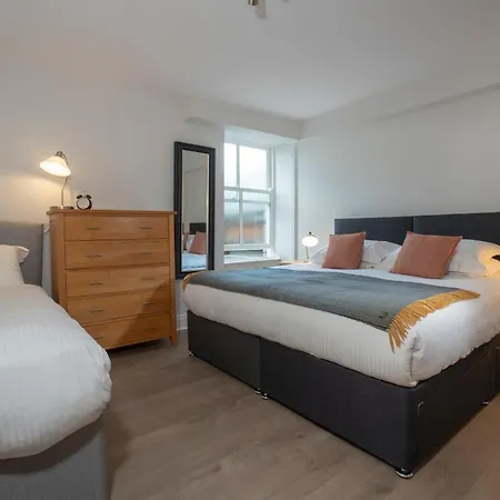 Redbanks Apartment *